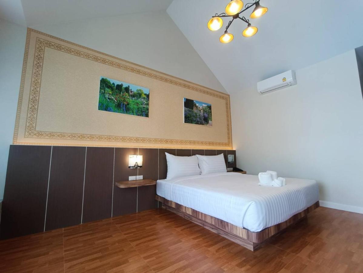 English Resotel : อิงลิช รีโซเทล Nakhon Si Thammarat Eksteriør billede